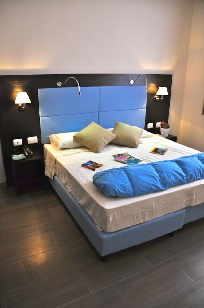 Hotel 325 Tor Vergata Рим Екстер'єр фото