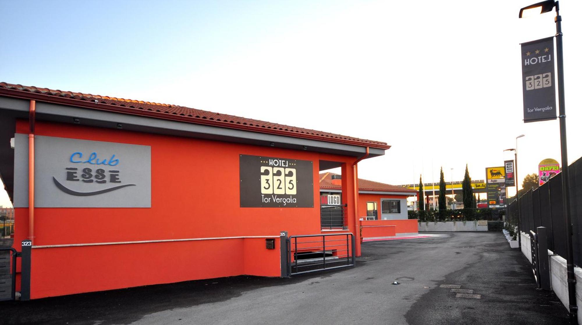 Hotel 325 Tor Vergata Рим Екстер'єр фото