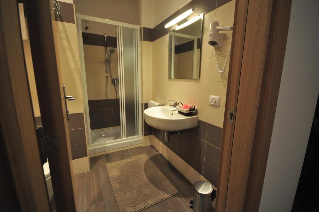 Hotel 325 Tor Vergata Рим Номер фото